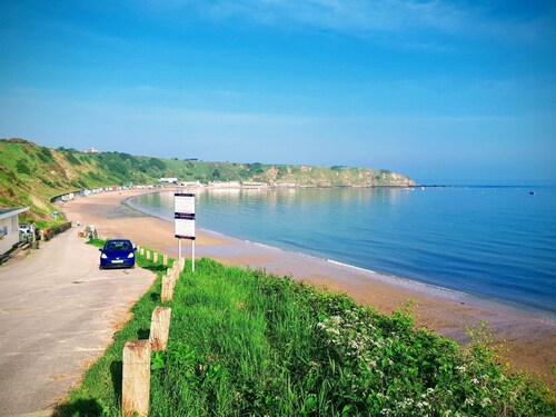 Luxury 5 bedroom holiday home in an idylic seaside town in the Llyn Peninsula