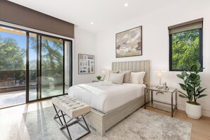 6 chambres, fer et planche à repasser, Wi-Fi, draps fournis