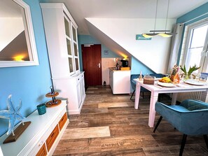 Dining - Sanibel Island Zentral, mit Kostenlosem Parkplatz (Büsum)