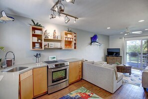 Interior - Beautifully updated condo, community pool, private fishing pier! (Port Aransas)