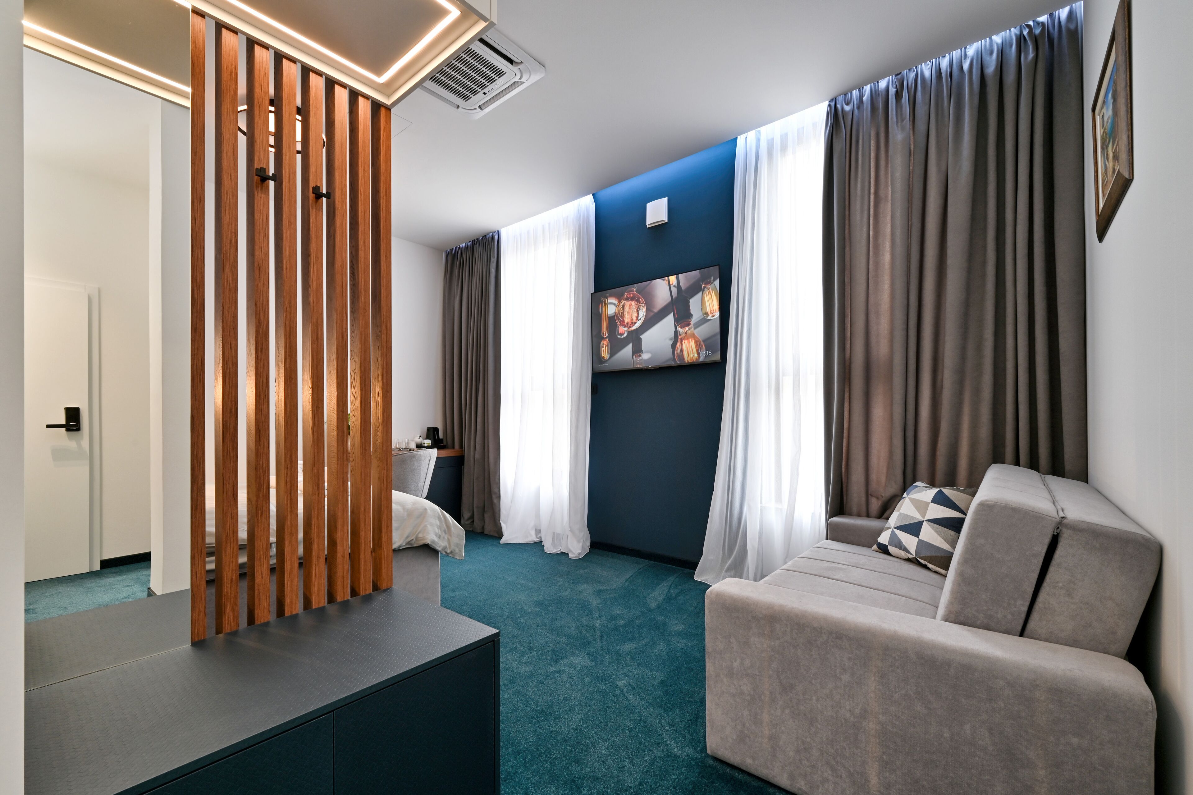 Habitació Comfort | Caixa forta a l'habitació, decoració individual i mobiliari individual 