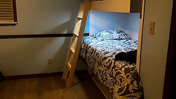 2 bedrooms, free WiFi