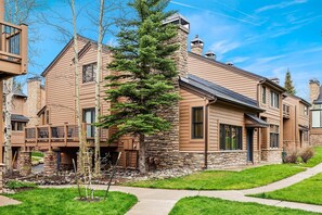 Exterior - Mopey Moose Hideout 4 Bedroom Townhouse by RedAwning (Breckenridge)