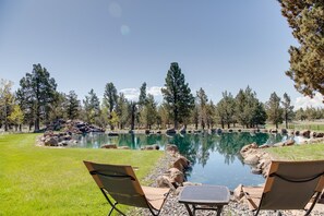 المنطقة المحيطة بالمنشأة