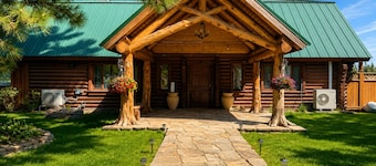 JJ Ranch 40 acres 5 bdrm 3 bath private pool, sauna, soaking tub Mountain Views