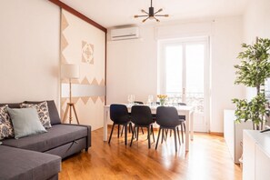 TV - The Best Rent - Two-bedroom apartment in Maciachini district (Milano)