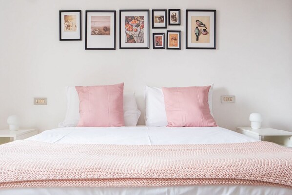 2 bedrooms