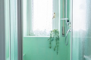 Duschwanne, Bidet