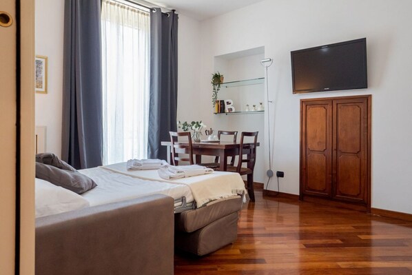 2 bedrooms