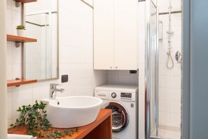 Shower, bidet