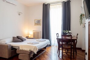 2 bedrooms - The Best Rent - Two bedroom apartment close to Sondrio metro station (Milano)