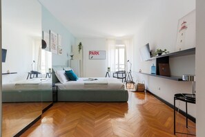 1 bedroom - The Best Rent - Colorful Apartment in Milan Sondrio area (Milano)