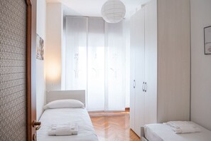 2 bedrooms