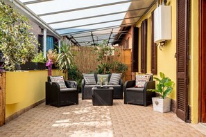 Terassi/patio
