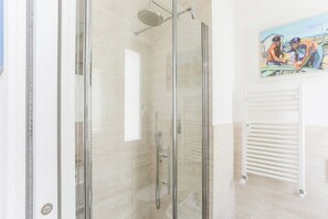 Shower, bidet