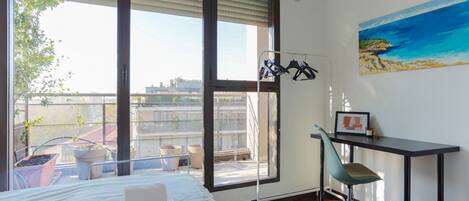 2 bedrooms, WiFi, bed sheets