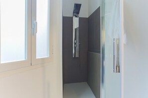 Shower, bidet