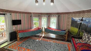 Deluxe-Doppel- oder -Zweibettzimmer