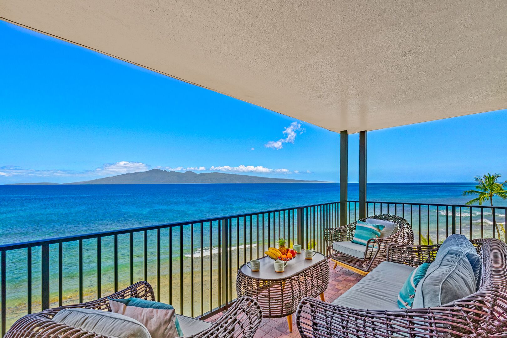 King of Oceanfront Kaanapali Shores #702 2BR/2BA Fully Remodeled 2023
