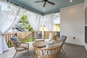 Terrace/patio - Stunning Luxury Home 2 Blocks From Streetcar! (New Orleans)