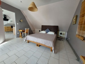 1 bedroom, desk, iron/ironing board, travel cot