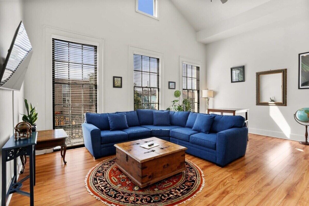 Elegant 2BR | Garden District | Historic Luxury