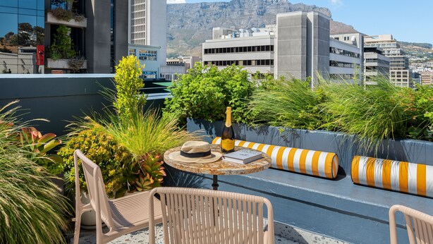 Unclassified image, 1 of 18, button - Stunning Central Studio at The Carrington (Cape Town)