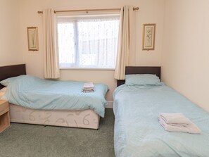 2 habitaciones, decoración personalizada y muebles diferentes 