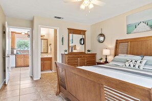 3 多间卧室、熨斗/熨衣板、WiFi、床单