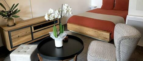 1 habitación, wifi y ropa de cama