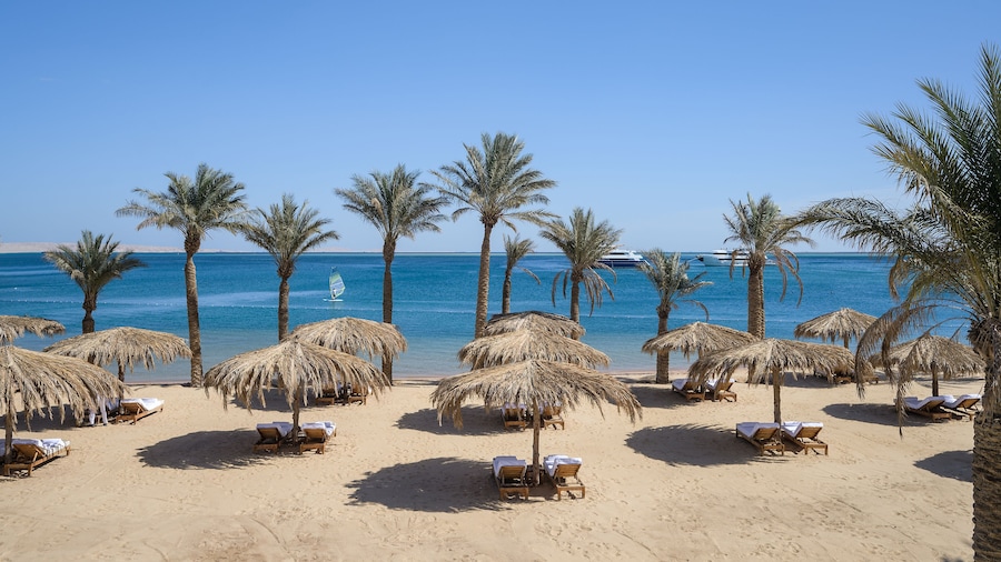 Serry Beach Resort