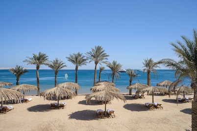 Serry Beach Resort