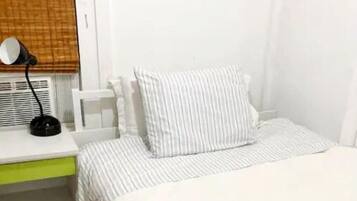 7 bedrooms, iron/ironing board, WiFi, bed sheets