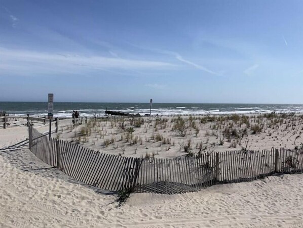 Beach nearby, beach towels