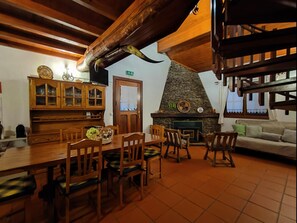 Dining - 'Casa do Rio' | Picturesque | Accommodation in Branda da Aveleira (Melgaço)