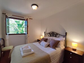 3 habitaciones, internet y ropa de cama 