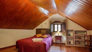 4 chambres, fer et planche à repasser, accès Internet, draps fournis