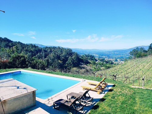 Cabreiros de Baixo House | Alvarinho Vineyard | Rural Nature