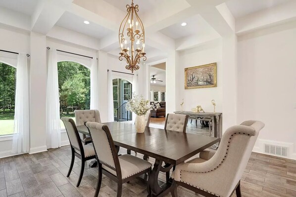 Casa Deluxe | Comedor