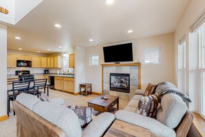 Televisor i llar de foc 