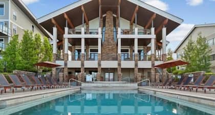 Quiet Modern Charm~ Boat Slip