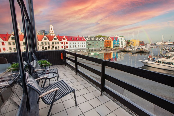 Exclusive Apartment, Balcony, Marina View | Terrace/patio