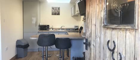 Apartment | Private kitchen | Fridge, microwave, oven, stovetop