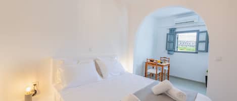 1 chambre, fer et planche à repasser, lit parapluie, Wi-Fi gratuit