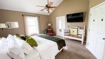 5 bedrooms, iron/ironing board, WiFi, bed sheets