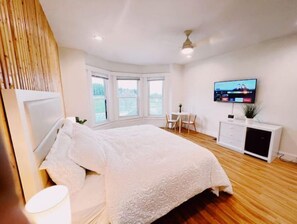 5 bedrooms, WiFi