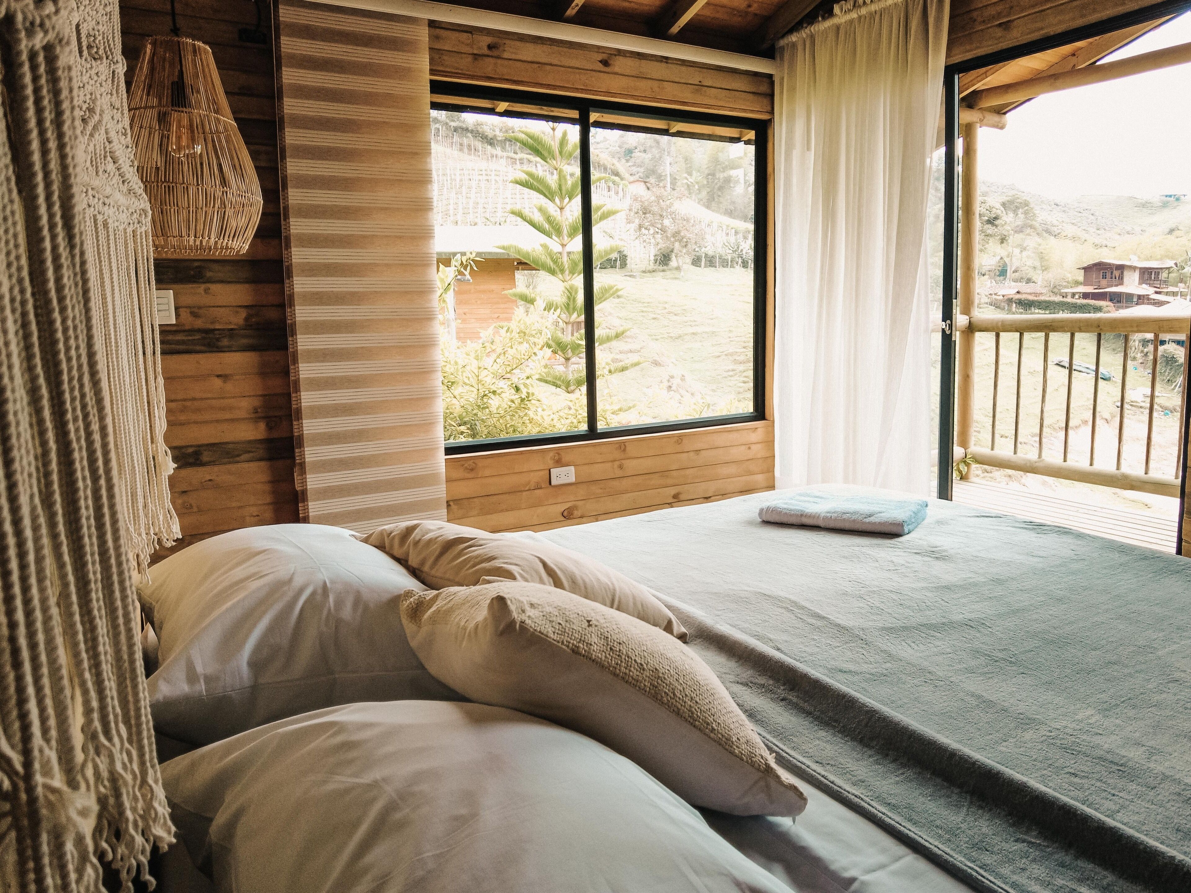 Ropa de cama de alta calidad y colchones con pillow-top 