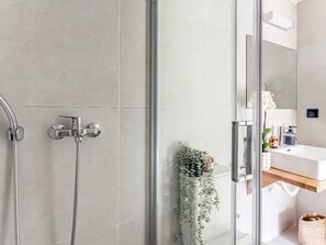 Studio, Terrace, City View | Bathroom - Sanders Port - Majest Studio With Roof-top Terrace (Piraeus)
