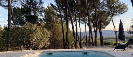 Piscine extérieure, piscine chauffée