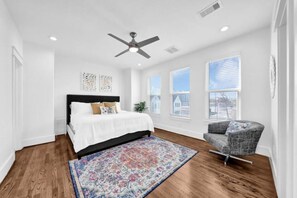 Room - Houston Heights- Pets welcome- with best Restaurants/Master suite - sleeps 8 (Houston)